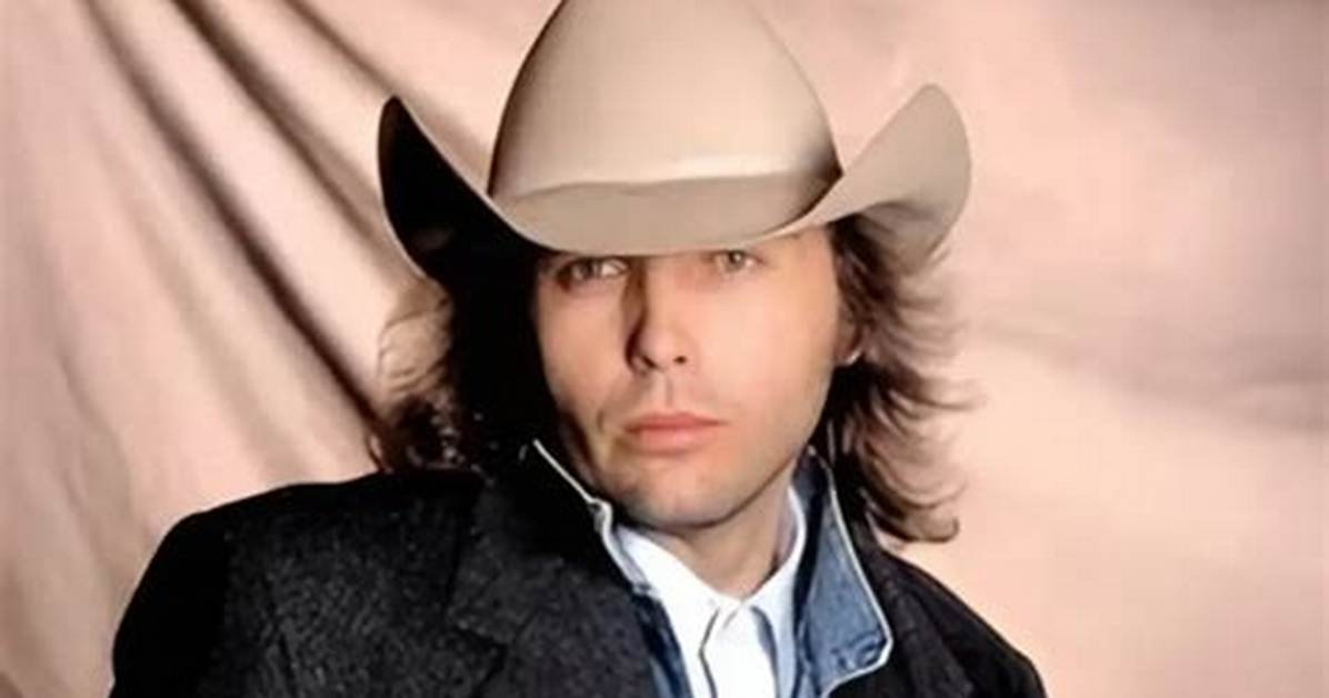 Dwight Jones Biography, Age, Height, Wife, Net Worth, Family